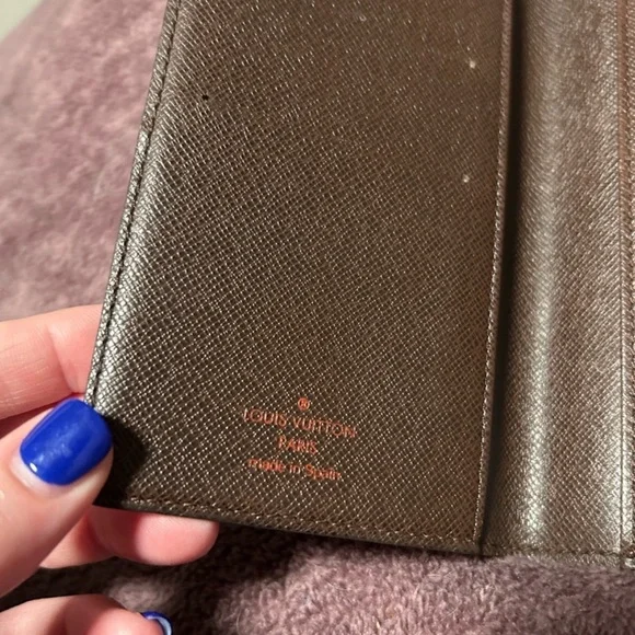 LV Damier Ebene Passport Holder / Long Wallet LOUIS VUITTON - Picture 4 of 5